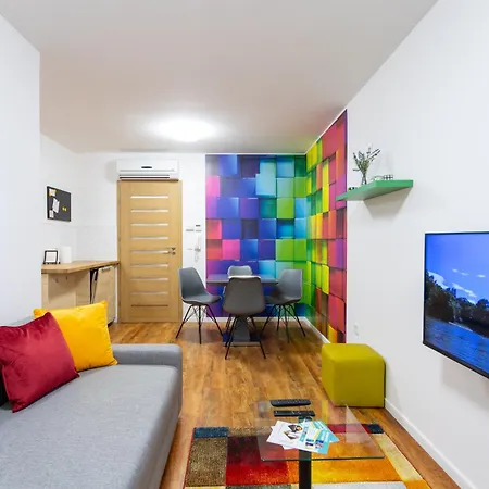 Apartament Downtown Cube *